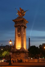 [Paris la Nuit]